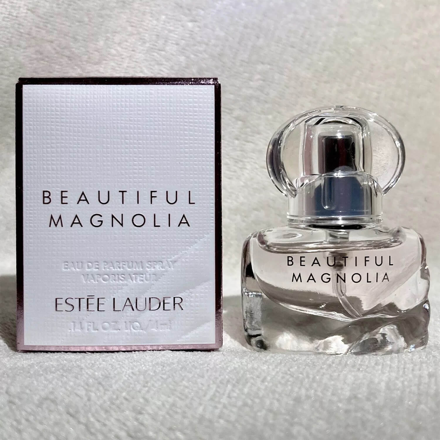shop estee lauder beautiful magnolia eau de parfum for her available at Heygirl.pk for delivery in Pakistan