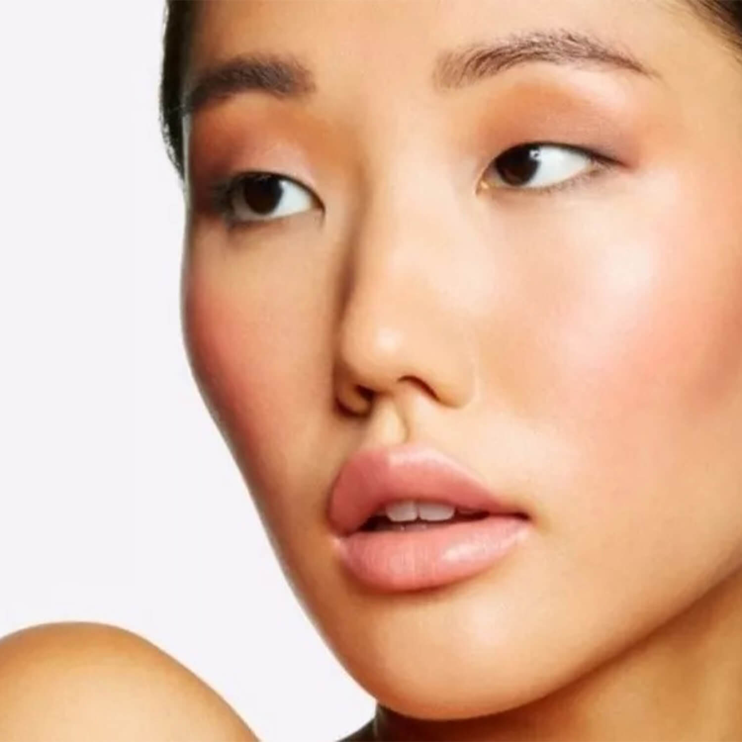 image showing girl after using MAC cosmetics blush for her available at Heygirl.pk for delivery in Pakistan