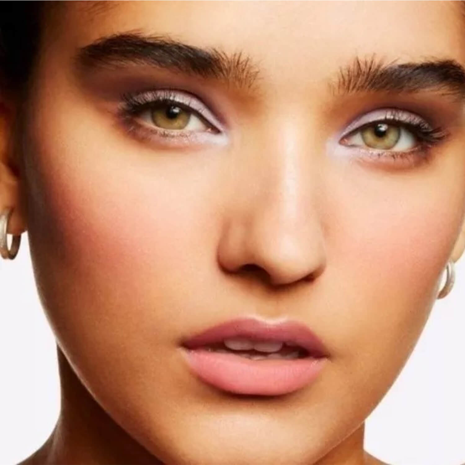 image showing Pakistani girl after using MAC cosmetics blush for her available at Heygirl.pk for delivery in Pakistan