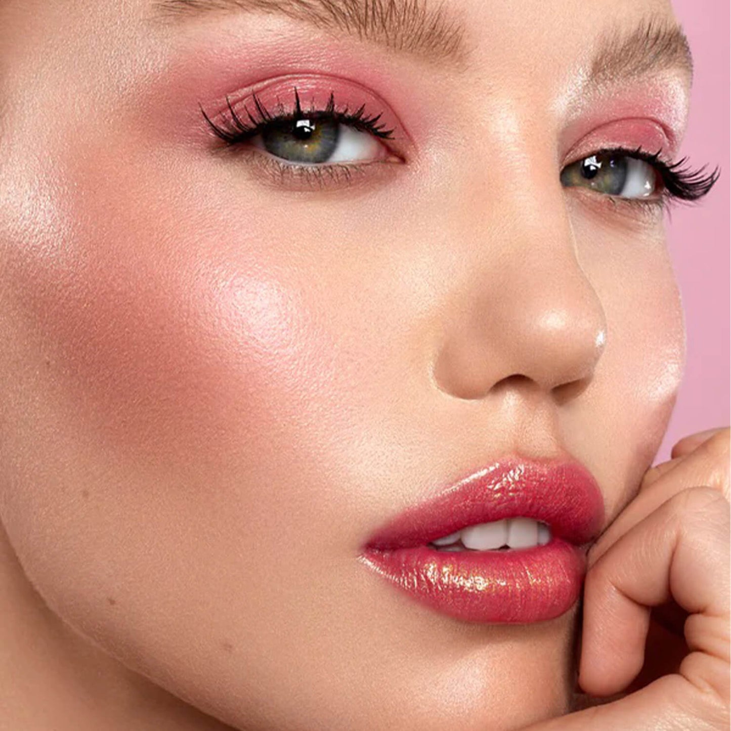 girl showing use of Natasha Denona Love Glow cheek Palette available at Heygirl.pk for delivery in Pakistan