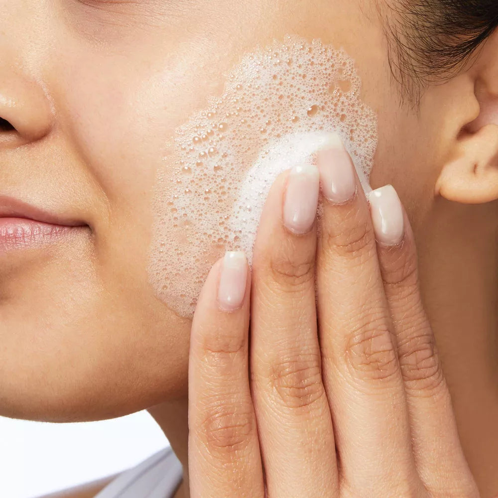 image showing Pakistani girl using Cerave foaming facial cleanser for oily skin available at Heygirl.pk for delivery in Pakistan.