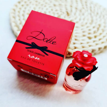 shop mini perfume for her available at Heygirl.pk for delivery in Pakistan