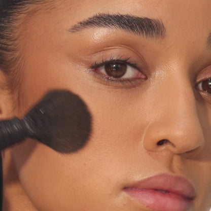 video showing how to use NARS face palette for eyes and cheeks for her available at Heygirl.pk for delivery in Pakistan.