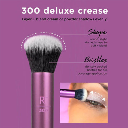shop real technique 300 deluxe brush available at heygirl.pk for delivery in Pakistan